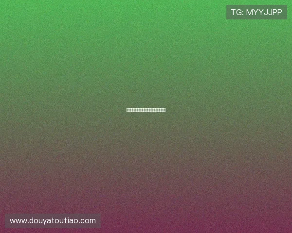 梦游大都会：都市霓虹下的奇幻漫步